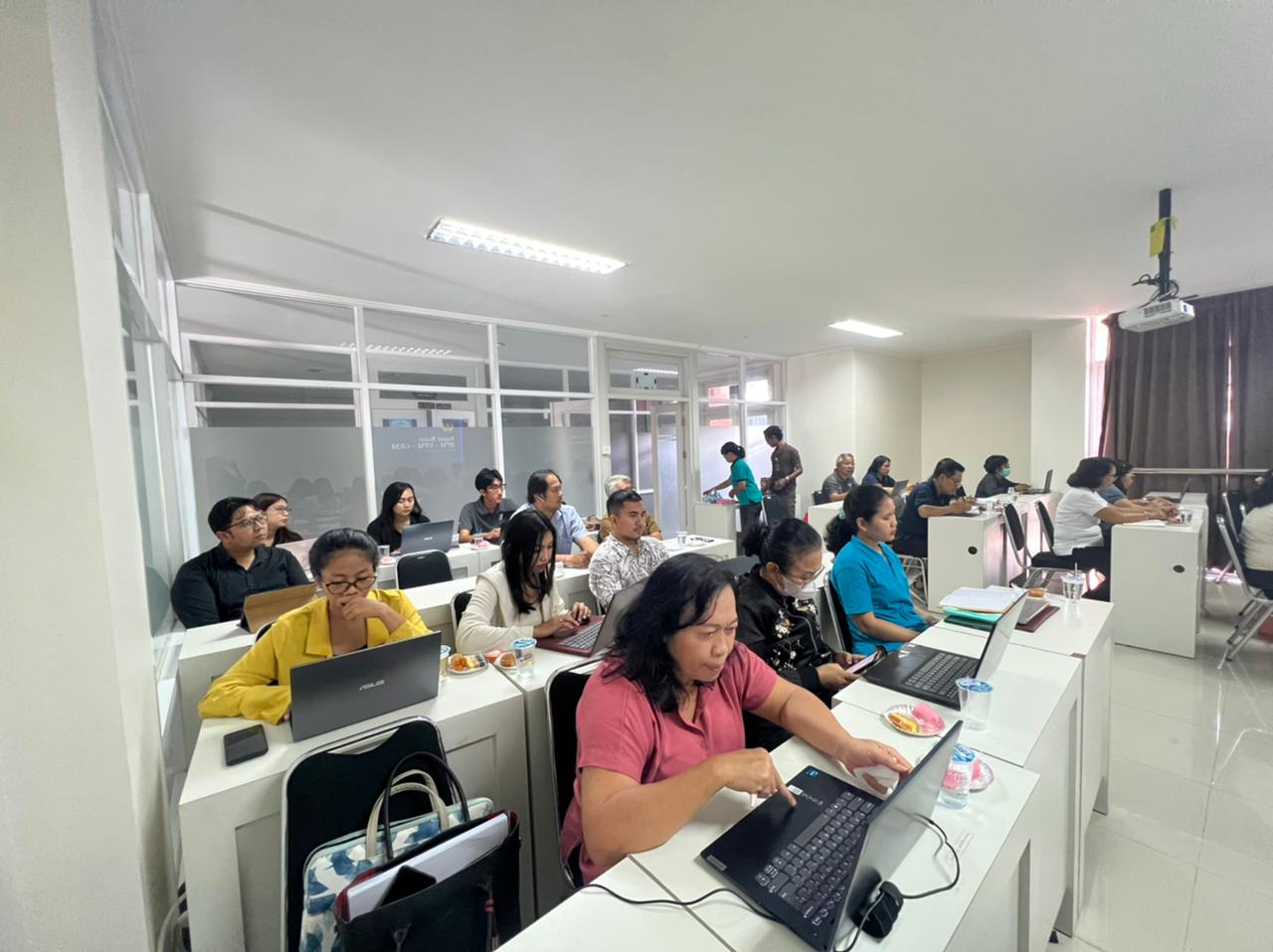 Rapat Rutin Badan Penjaminan Mutu Dengan Unit Penjaminan Mutu Dan Gugus ...